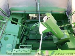 John Deere T560 Hillmaster