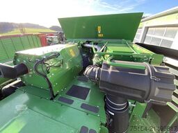 John Deere T560 Hillmaster