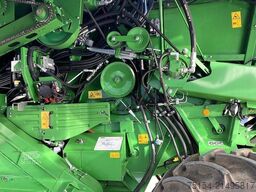 John Deere T560 Hillmaster