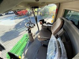 John Deere T560 Hillmaster