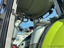 CLAAS Axion 930