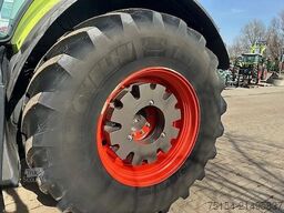 CLAAS Axion 930
