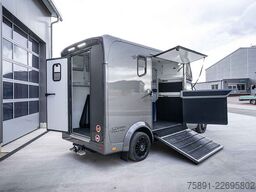 Mercedes-Benz Sprinter 317 Pferdetransporter Hengst