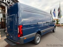 MERCEDES-BENZ Sprinter 319 CDI 4x4 4325 LED Navi