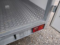 trailershop großer Lebensmittel Kühlanhänger Aluwanne mit Seitentür 230V Arktik 2000 Kühlung
