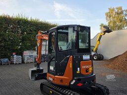 Hitachi ZX33U-6