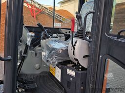 Hitachi ZX33U-6