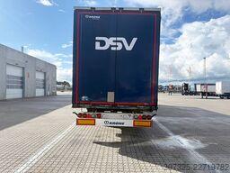 Krone Curtainsider / Planenauflieger