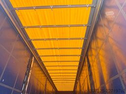 Krone Curtainsider / Planenauflieger