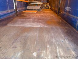 Krone Curtainsider / Planenauflieger