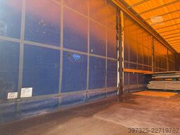 Krone Curtainsider / Planenauflieger