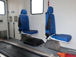 MERCEDES-BENZ Sprinter II 519 CDI / RTW / Klima / Automatik