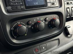 OPEL Vivaro Kasten L2H1 / TÜV 02.28 / KLIMA / AHK /