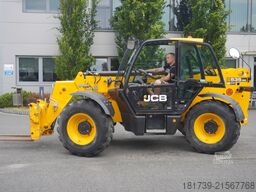 JCB 535-95 / 3.5 T / range 9.5 m / joystick