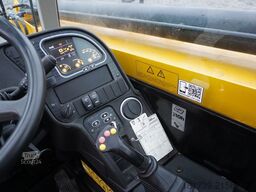 JCB 535-95 / 3.5 T / range 9.5 m / joystick