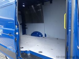 Volkswagen Crafter Kasten 35 2.0 TDI DSG 4Mot LED/STDHZ/AHK