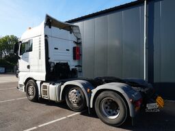 MAN TGX 26.440 6X2 tractor unit