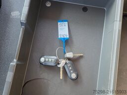 IVECO Stralis 400 / Lenkachse / Liftachse / STERZANTE