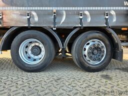 IVECO Stralis 400 / Lenkachse / Liftachse / STERZANTE