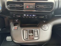 Citroën Berlingo XL 130 MAX BAR +180°Kamera+NAV+ACC+SHZ+