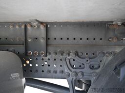 Mercedes-Benz Antos 1830  T1200R Bi Temp Fleisch Rohrbahnen LBW