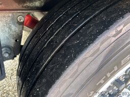 Schmitz Cargobull SCB S2 / Box Trailer / Disk / APK TUV 10-26