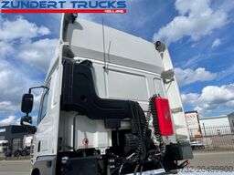 DAF CF 440 SPACECAB ADR