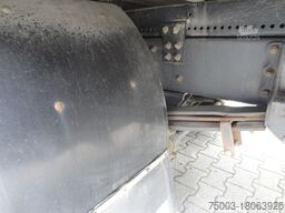 Renault D10.210 7m Koffer