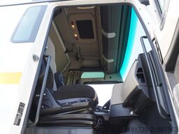 MAN TGX 26.470 tow truck / NEW galvanized