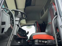 VOLVO FH 16 650 6X4 LANGHOLZZUG + DOLL M2K-9L NACHLäUFER MIT PALFINGER EPSILON S260C96, I-SHIFT, RETARDER,