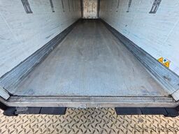 SCHMITZ CARGOBULL SKO 24/L-13.4 FP 60 COOL DB / Doppelstock / COC