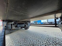 SCHMITZ CARGOBULL SKO 24/L-13.4 FP 60 COOL DB / Doppelstock / COC