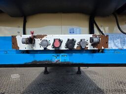 SCHMITZ CARGOBULL SKO 24/L-13.4 FP 60 COOL DB / Doppelstock / COC