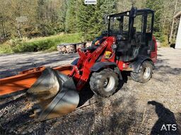Heracles H280 Wheel Loader w/Snow Plow, Bucket and Pallet F
