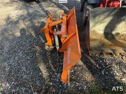 Heracles H280 Wheel Loader w/Snow Plow, Bucket and Pallet F