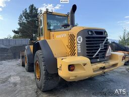 Volvo L120E Wheel Loader w/Bucket