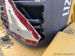 Volvo L120E Wheel Loader w/Bucket