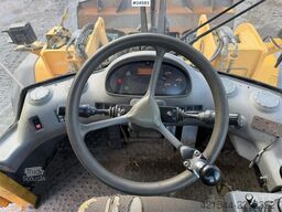 Volvo L120E Wheel Loader w/Bucket