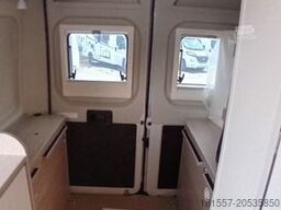 BÜRSTNER Campeo 4x4 C 540 4 x 4, Schlafdach, Offroad-Pak.