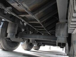 BERGER SAPL 24 LTCN Tautliner COIL - SAF Achse Nr.: 217