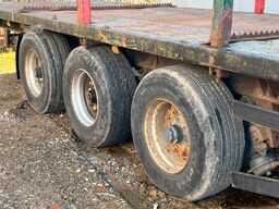 KOTSCHENREUTHER Plateau mit Holzrungen