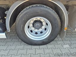 Volvo FM 340 / CARRIER I350 / LIFT ZEPRO