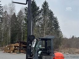 Toyota 42-7FD45 forklift – 9355 hours – 5.5 meter lifting