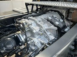 De Jong Trucks & Trailers B.V. De Jong Trucks & Trailers B.V. De Jong Trucks & Trailers B.V.