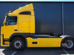 Volvo FM 330 tractor unit