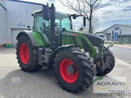 Fendt 724 VARIO S4 Profi mit Vorbereitung John Deere-Lenksystem