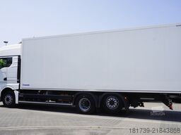 MAN TGX 26.470 / 2022 / Krone Refrigerator 4