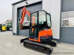 Kubota U27-4