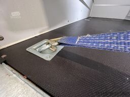 Blyss F2736HTD Rampe Seitentür Kofferanhänger