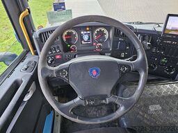 SCANIA P320 LOW ENTRY 6X2*4 HIAB